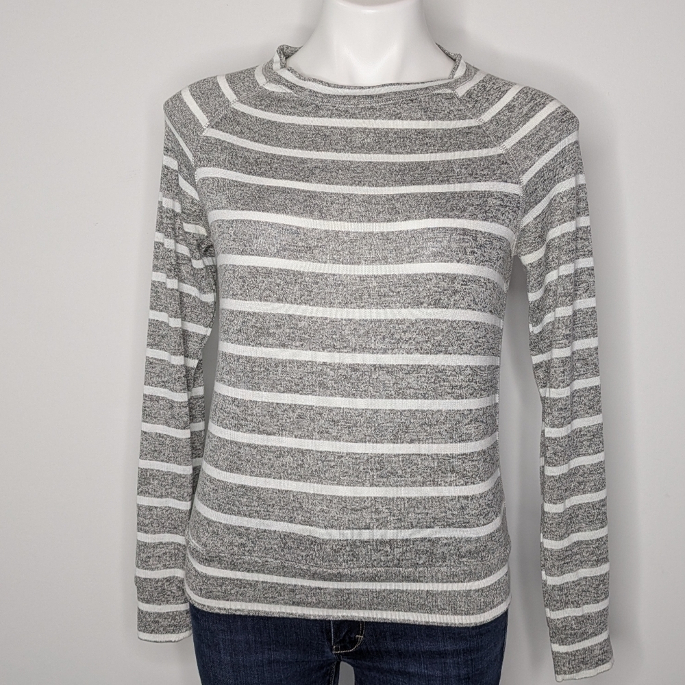Mix By 41 Hawthorn Grey White Striped Long Sleeve Lightweight Sweater XS